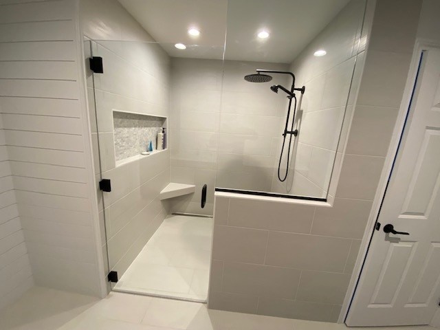 Master Bathroom Tile Shower